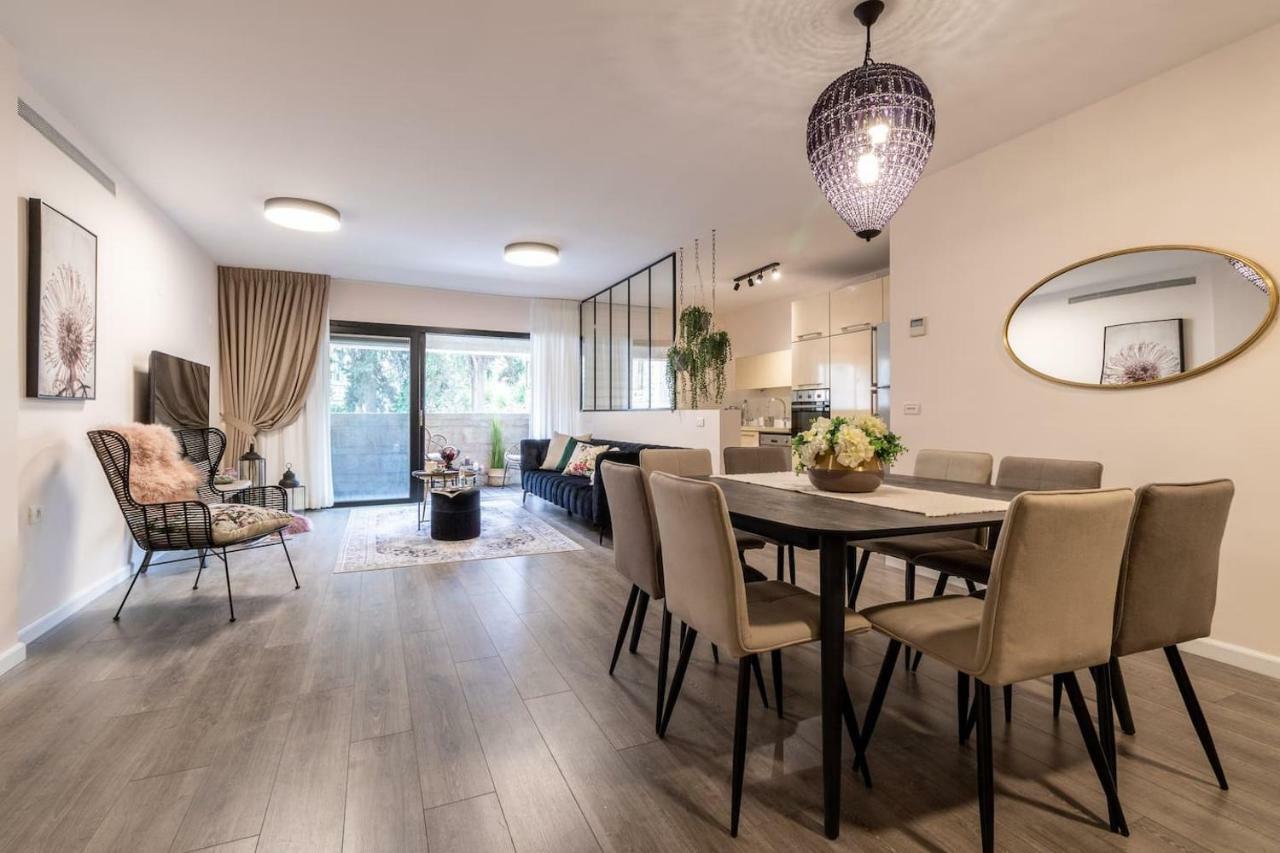 King David Residence Luxury 4 Bd/Pool/Gym/Parking Єрусалим Екстер'єр фото